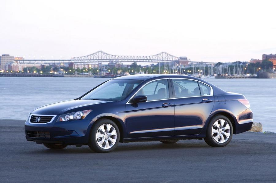  Honda Accord 2008 года  (фото 39 из 86)